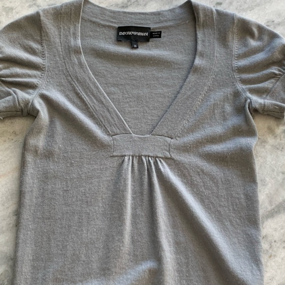Emporio Armani women’s cashmere top size 36 - Picture 2 of 9